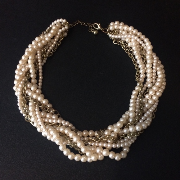 Jewelry - VINTAGE INSPIRED BRAIDED FAUX PEARL NECKLACE